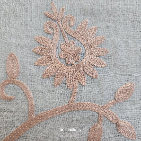 Woven Wool Scarf With Chain Stitch Embroidery Carolina Amato Lightweight - Picture 7 of 13